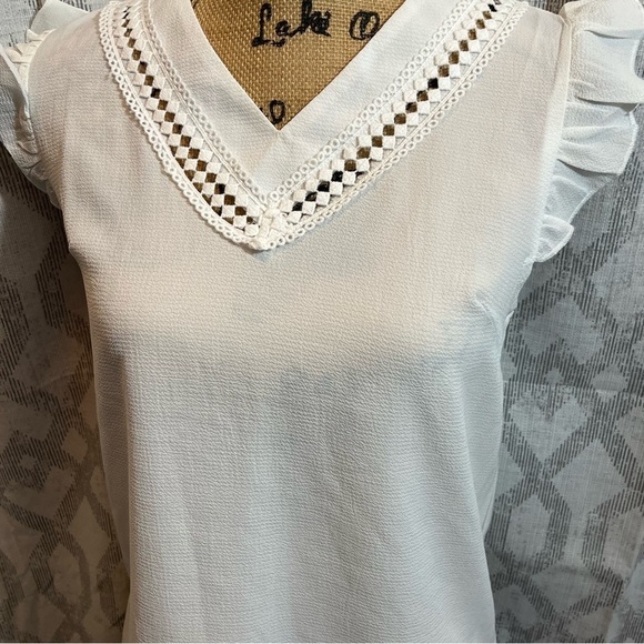 SHEIN Top Size Small - Picture 2 of 5